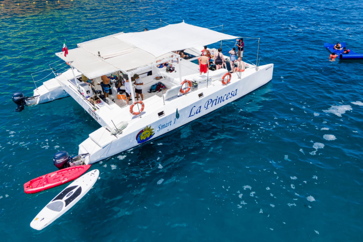 52ft Luxury Catamaran Charter Cabo San Lucas