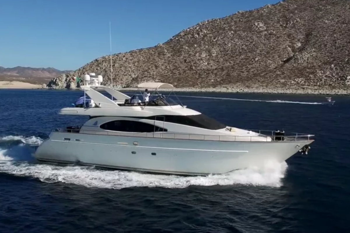 80ft Azimut Luxury Yacht San Jose del Cabo