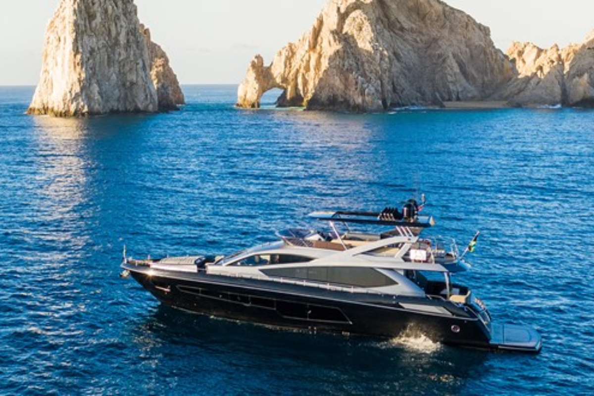 85ft Sunseeker Predator